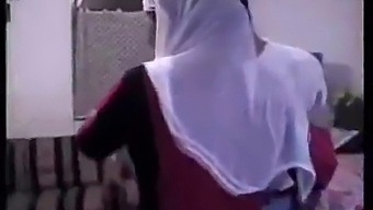 Arab Gay Guys In Hd Quality - Beautiful And Horny